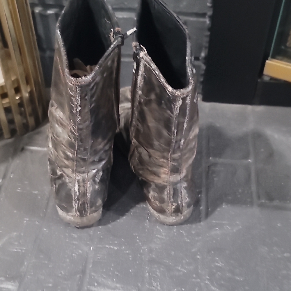 Bed Stu Distressed Black Ankle Boots - Picture 5 of 8
